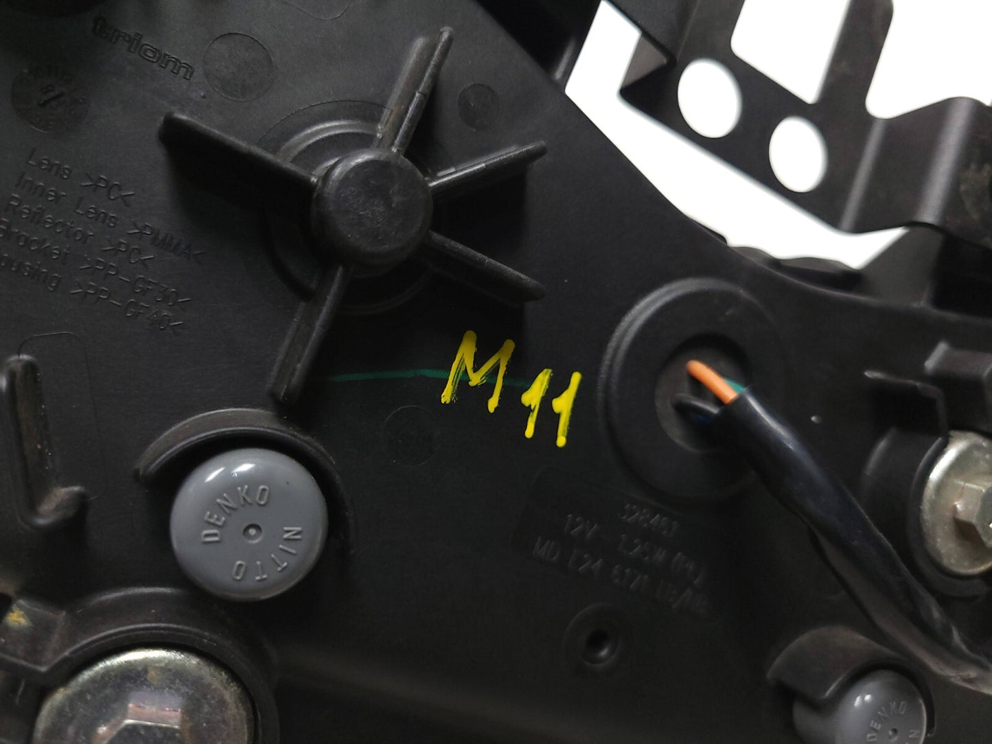 19 - 23 Kawasaki Z400 Er400 Headlight OEM