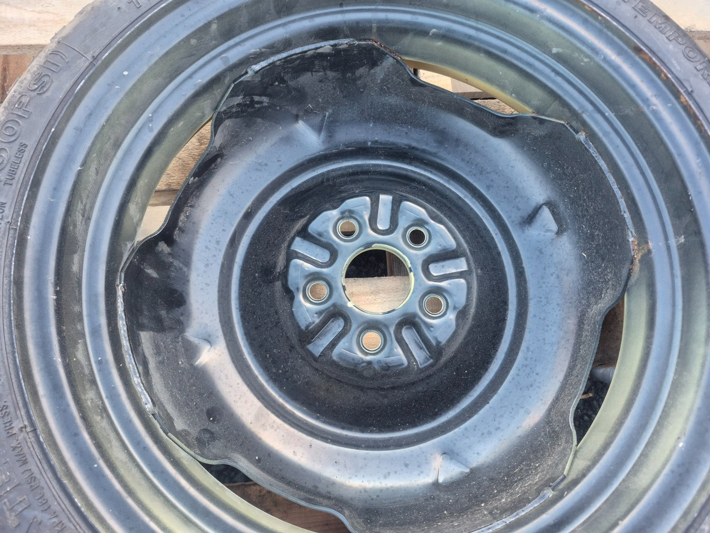 2009 Toyota Prius Emergency Spare Tire Wheel Rim 16x4t OEM