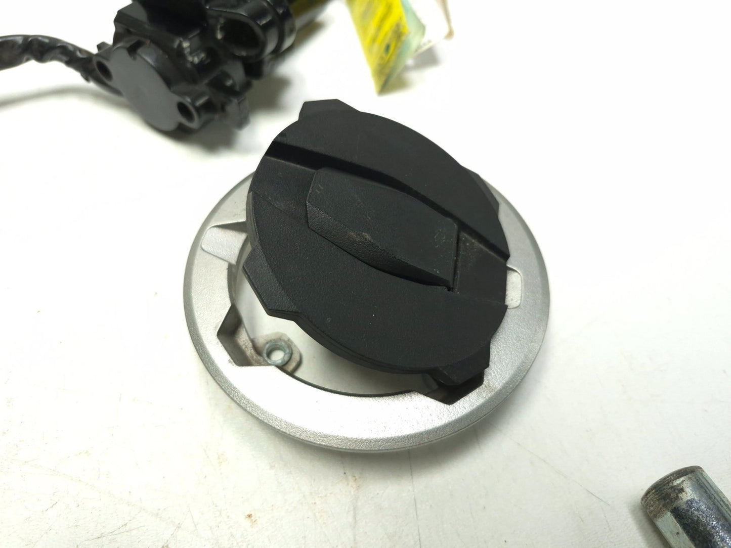 2017-2026 Kawasaki Versys-x 300 Kle300 OEM Ignition Set Key Lock Fuel Tank Cap