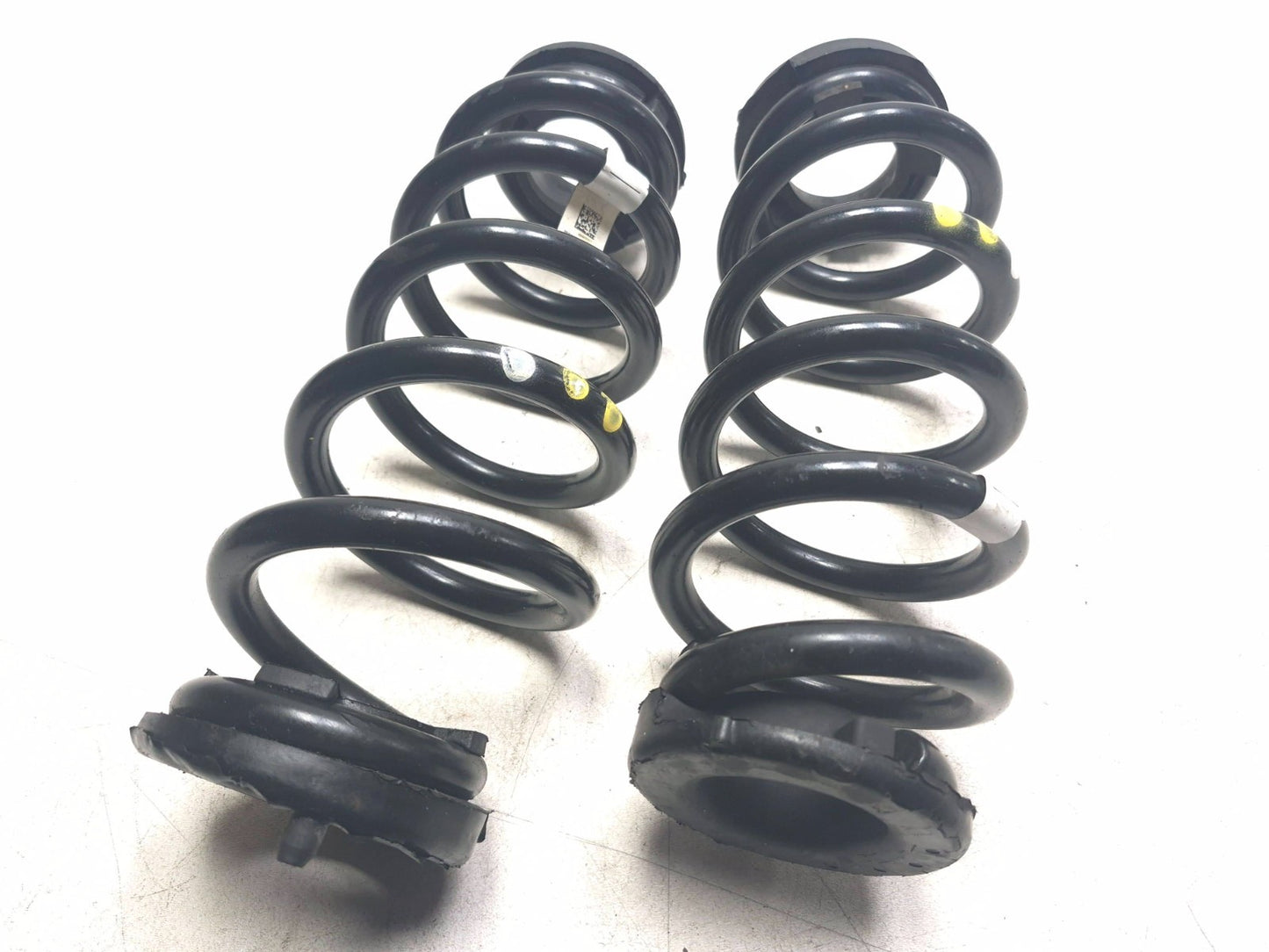 2024 Alfa Romeo Stelvio Rear Coil Spring Left & Right OEM