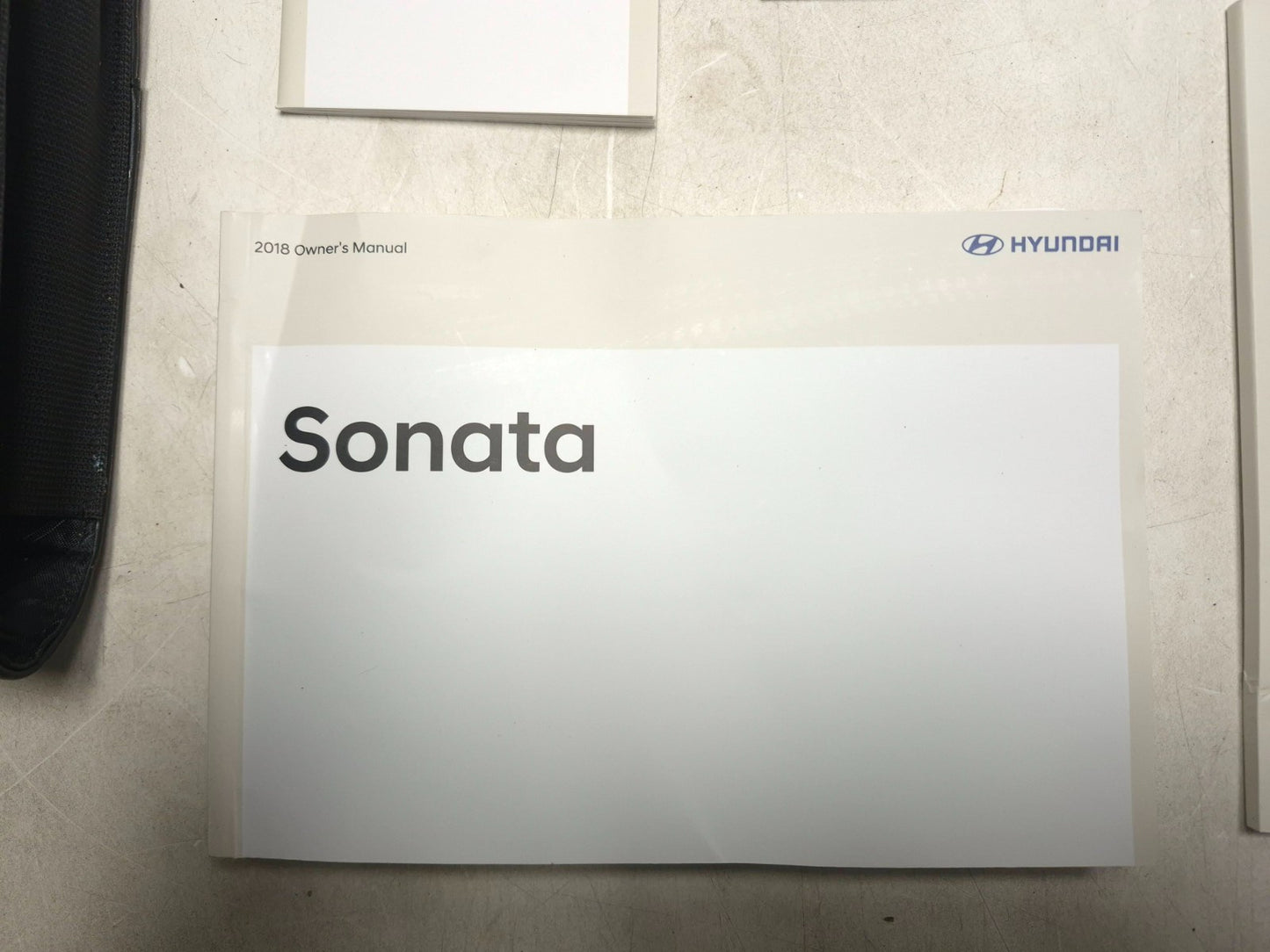 2018 Hyundai Sonata Owner's Manual Book & Case OEM