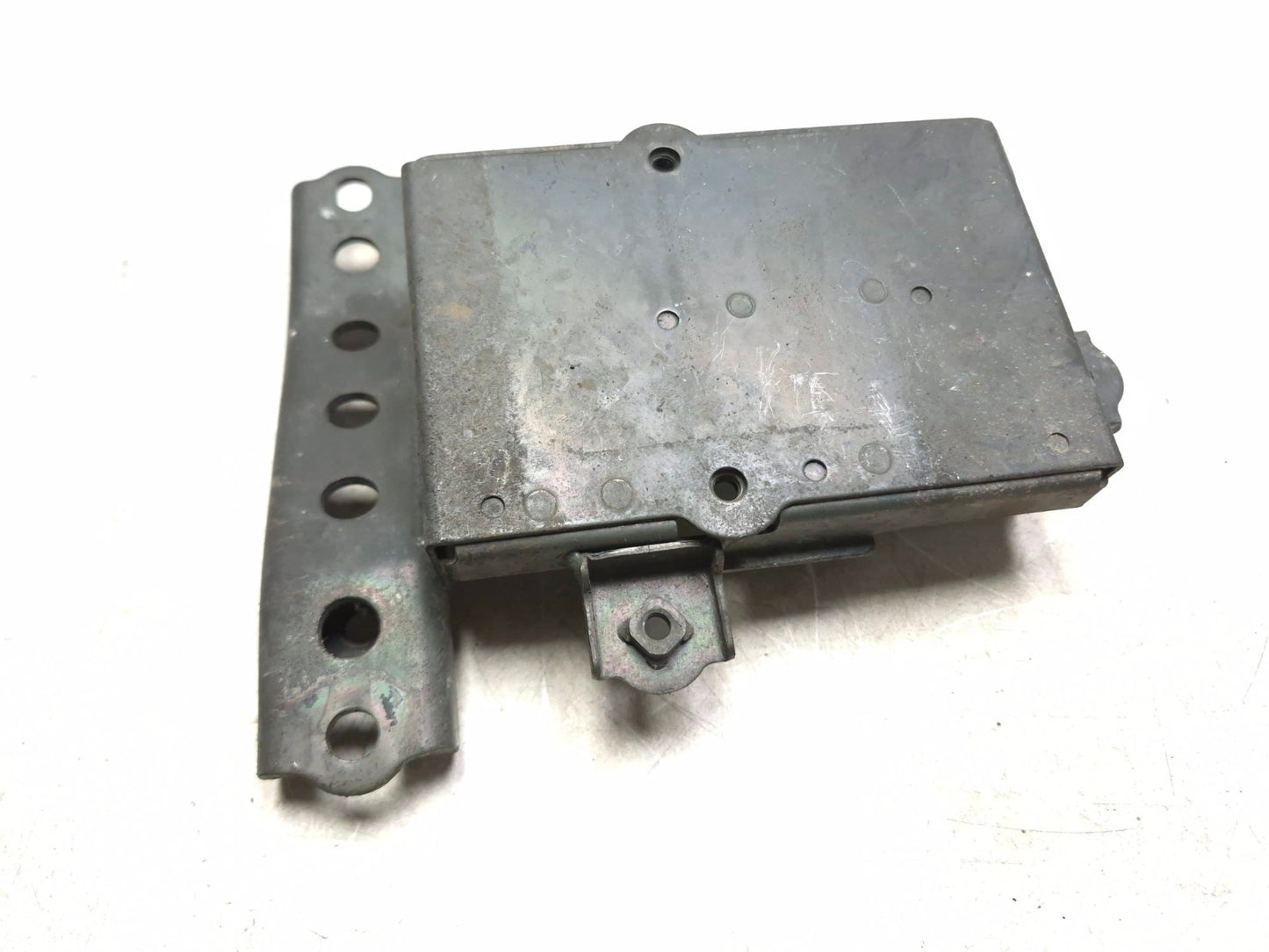 2005 Suzuki Boulevard С50 Electric Part Holder & Evap Canister Bracket 3 Pcs OEM
