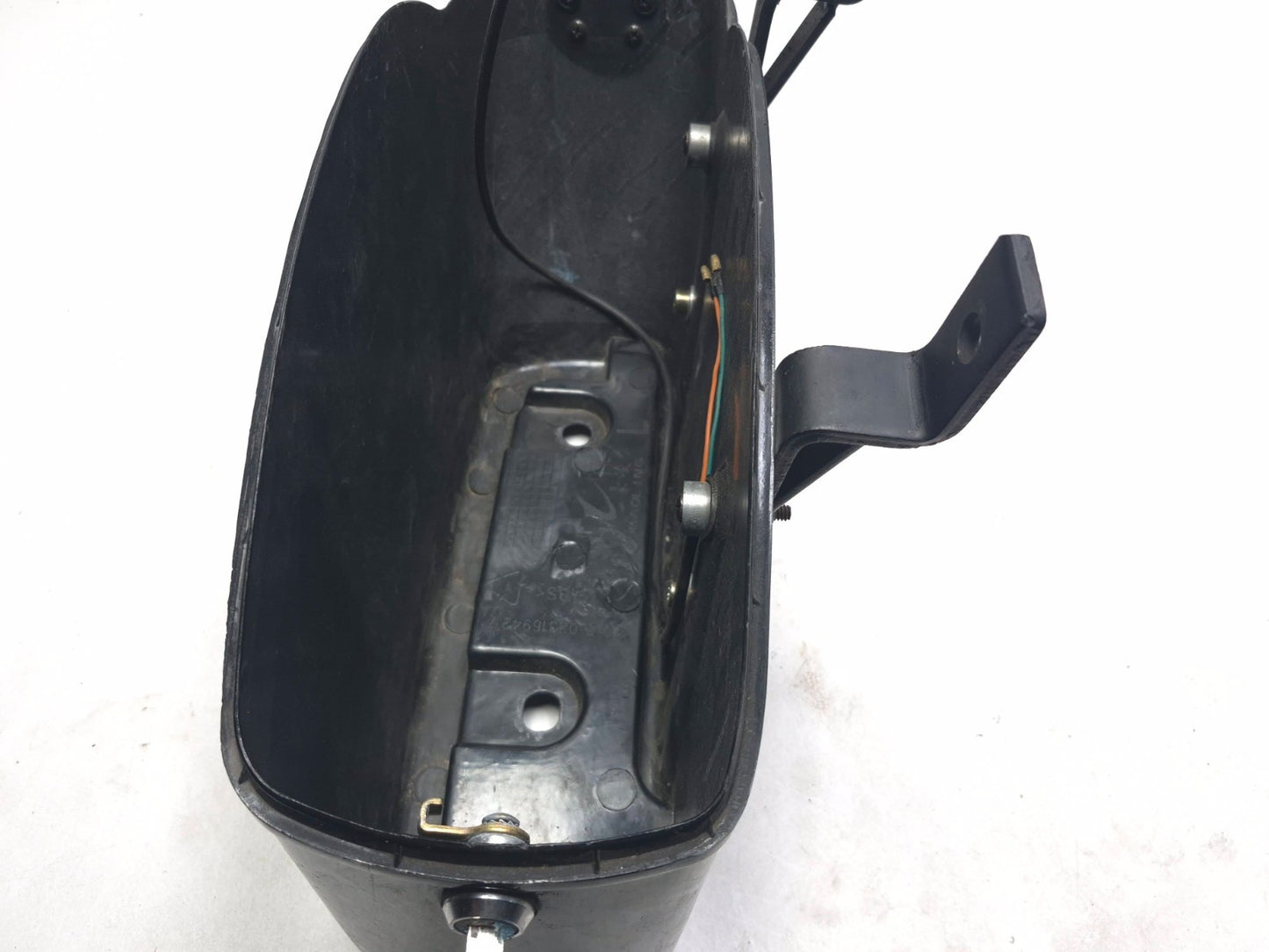 2004 Kawasaki Vulcan 2000 Left Saddlebag Luggage Case OEM