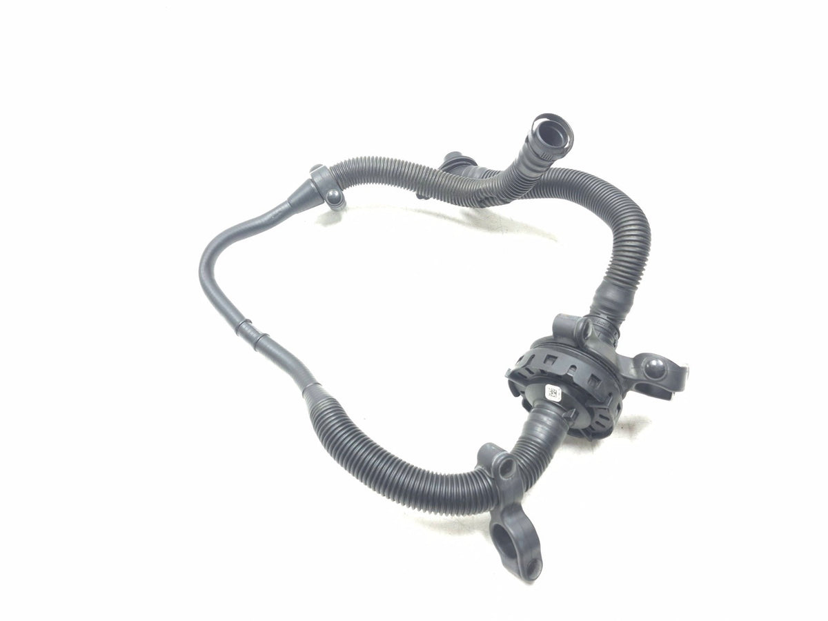 2019 Chevrolet Camaro 3.6l Air Cleaner Resonator W/ Vacuum Pipe OEM