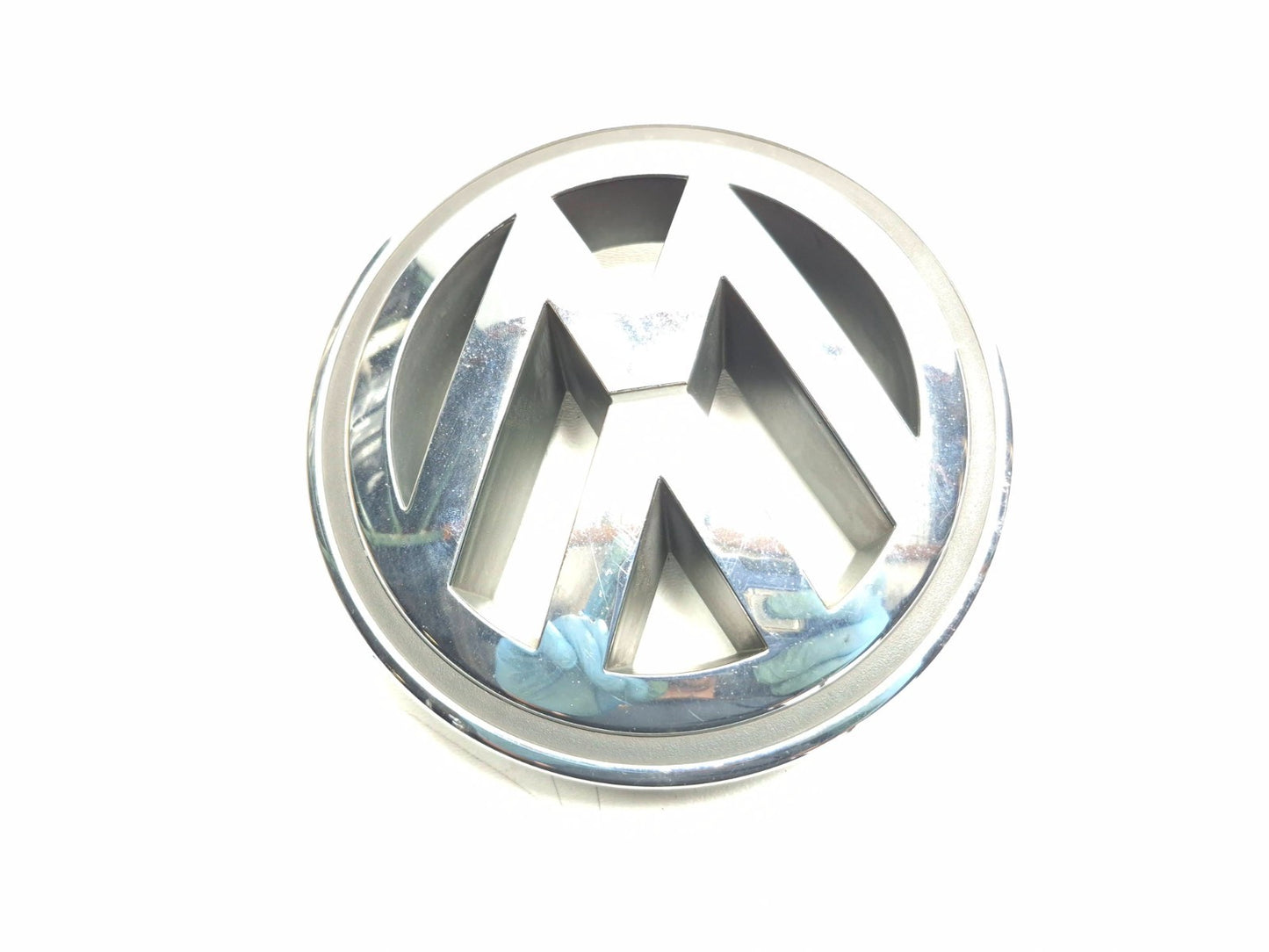 2011 Volkswagen Tiguan Passat Jetta Golf Front Grille Emblem OEM