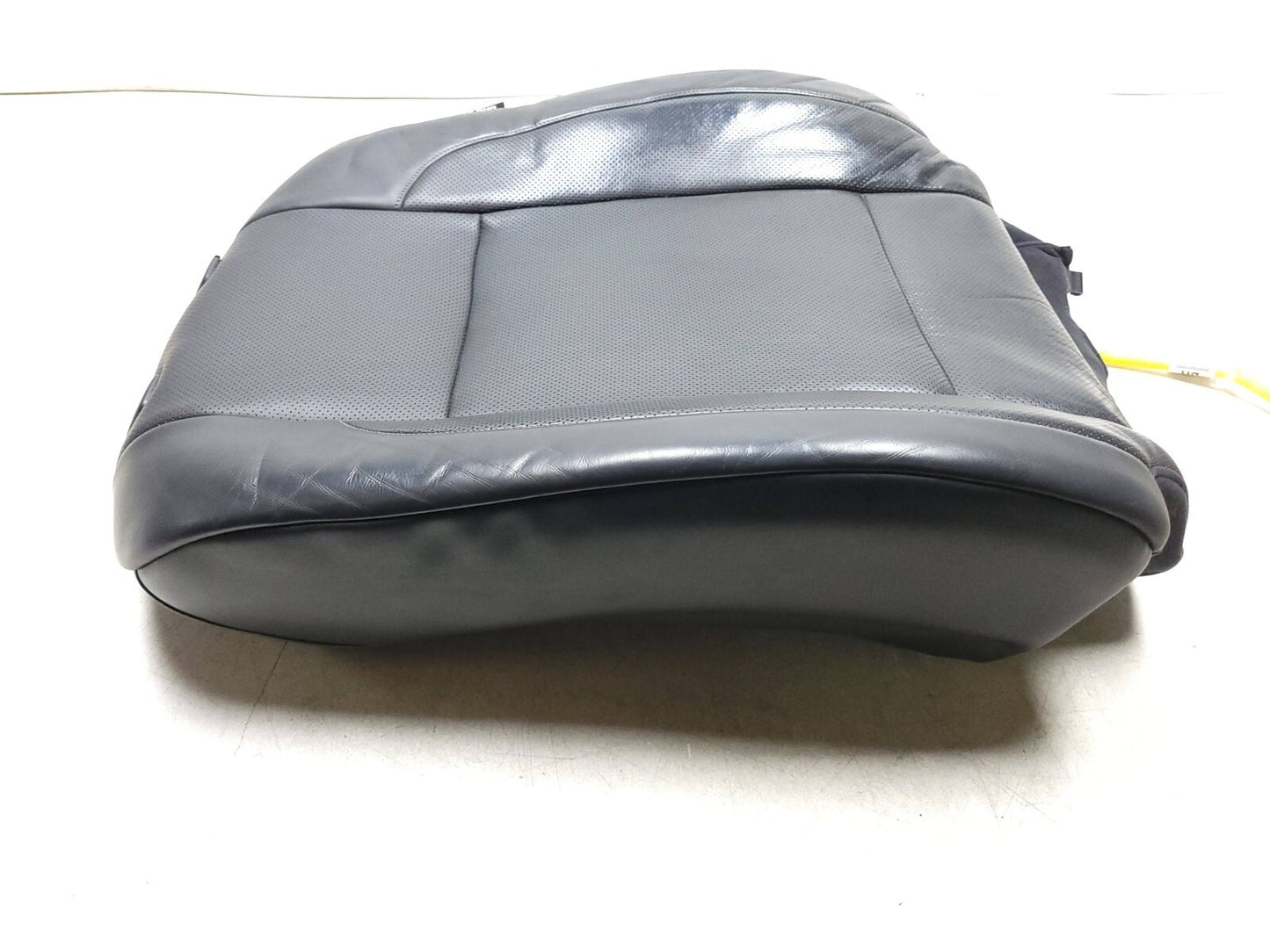2009 - 2012 Hyundai Genesis Front Upper Seat Cushion Driver Side Left OEM