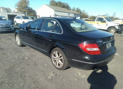 2014 Mercedes-benz C 300 Wheel Spindle Knuckle Rear Driver Side Left OEM