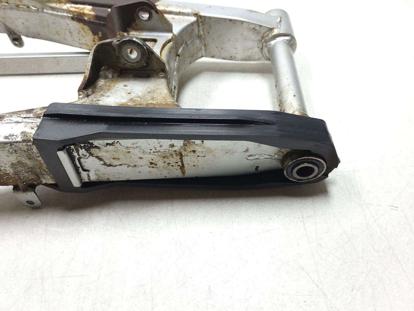 1987 1988 Honda Cbr1000f Hurricane Swingarm OEM