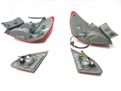 2010 Nissan Rogue Rear Tail Light Left & Right 4 Pcs OEM