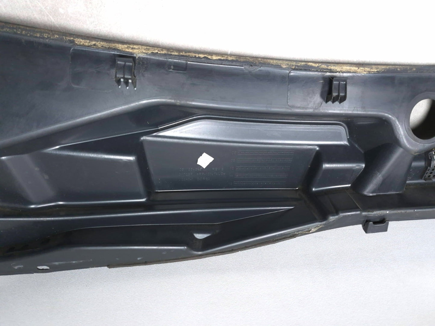 2013 Dodge Grand Caravan Windshield Wiper Motor Cowl Cover Oem✅