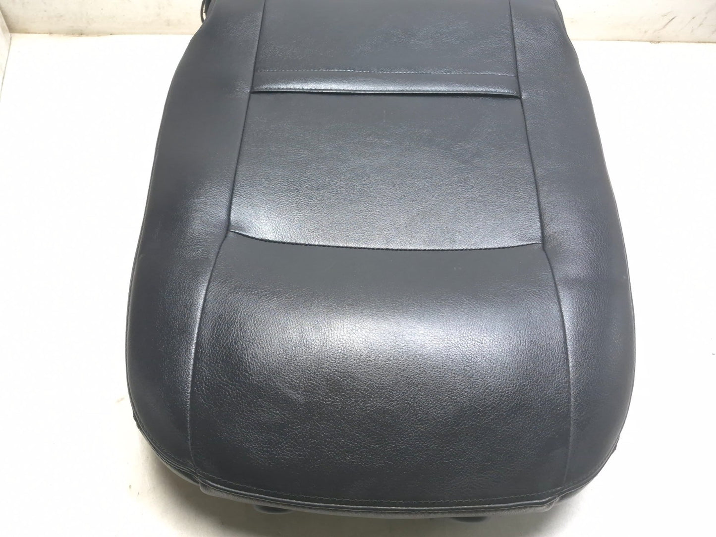 2011 Volkswagen Tiguan Front Right Passenger Seat Back Backrest Upper OEM