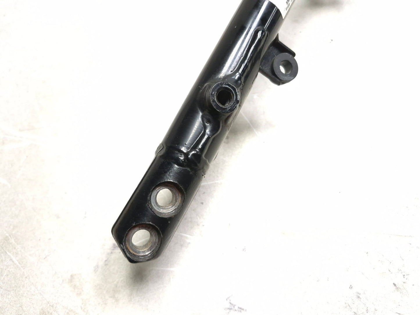 2005 Suzuki Boulevard С50 Engine Support Cradle Bar Rail OEM