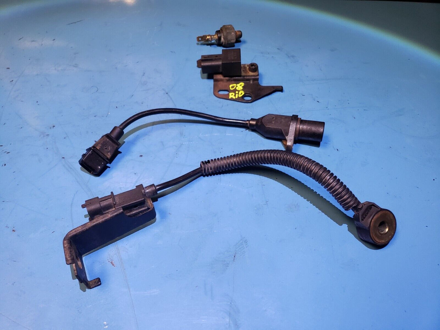 06 07 08 09 10 Kia Rio5 1.6l Oil Pressure Knock Crankshaft Sensor OEM