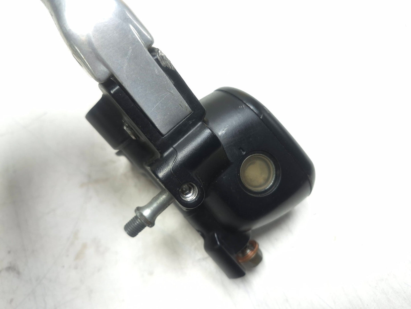 2004 Harley-davidson Sportster Xl883 Front Brake Master Cylinder OEM