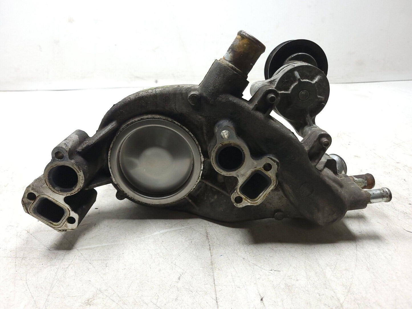 10-14 Chevrolet Suburban Engine Water Pump 5.3l OEM