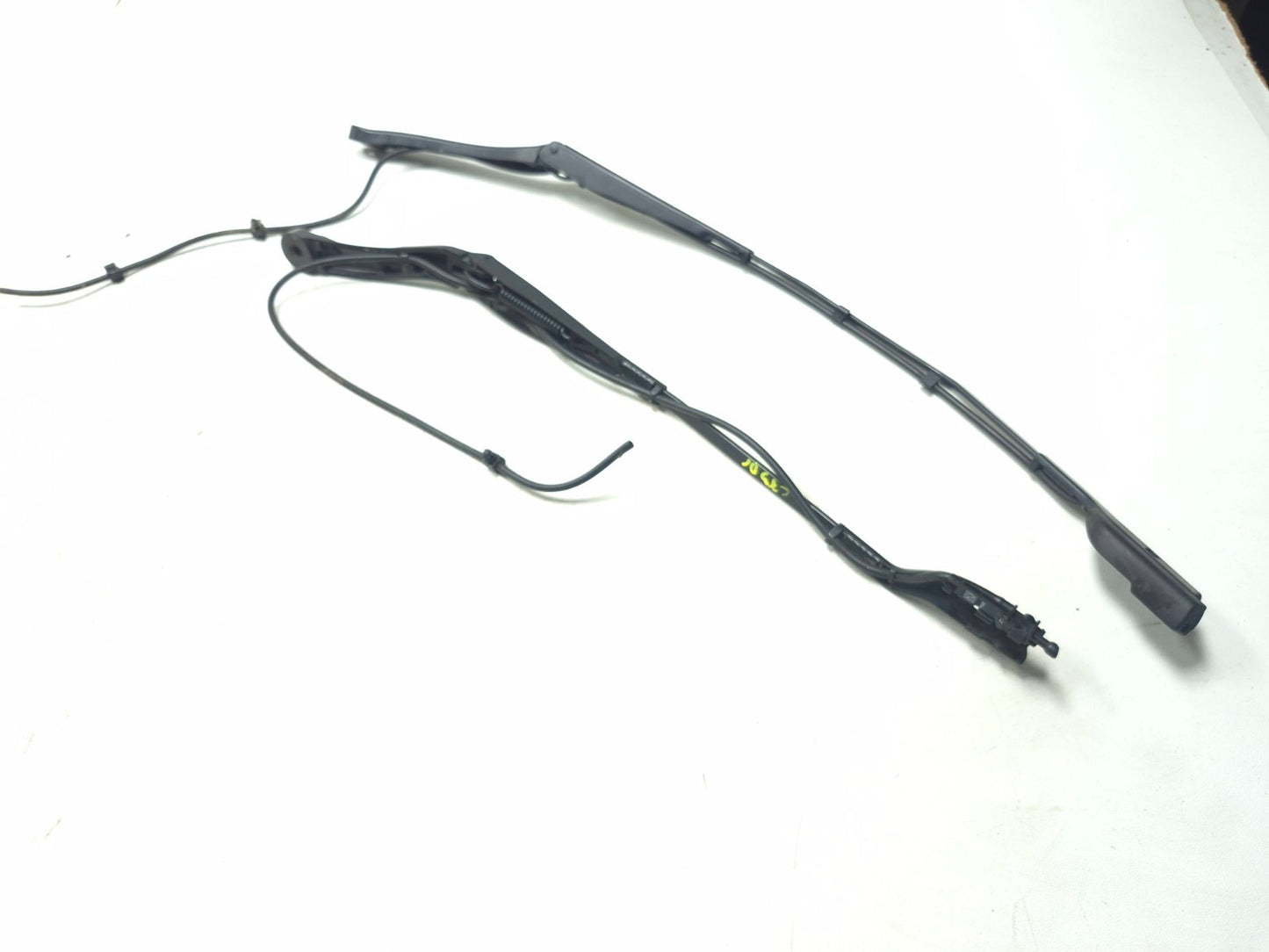 2019 Tesla Model 3 Front Windshield Wiper Arm Left & Right OEM