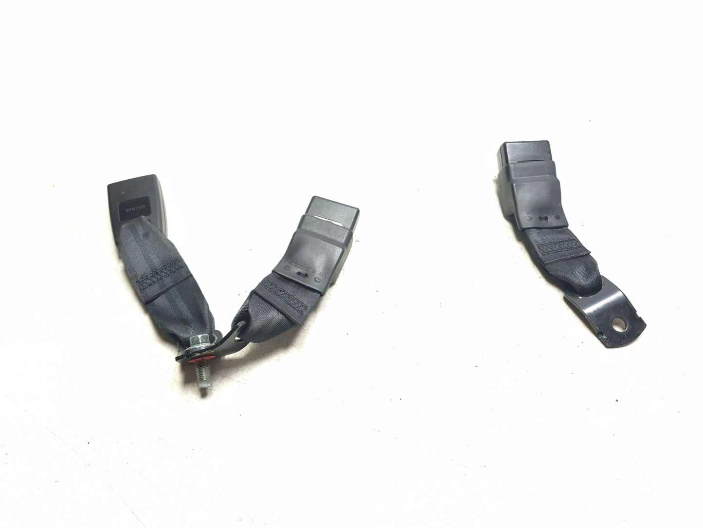 2015 Nissan Juke Rear Seat Belt Buckle 3pcs OEM