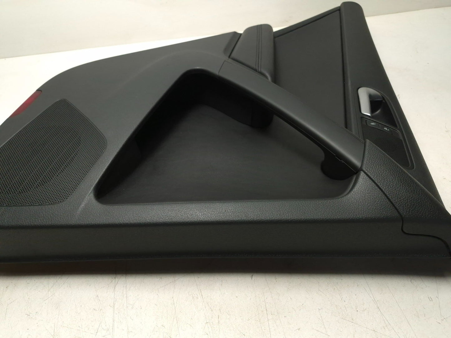 2011 Volkswagen Tiguan Rear Interior Door Trim Panel Left & Right Pair OEM