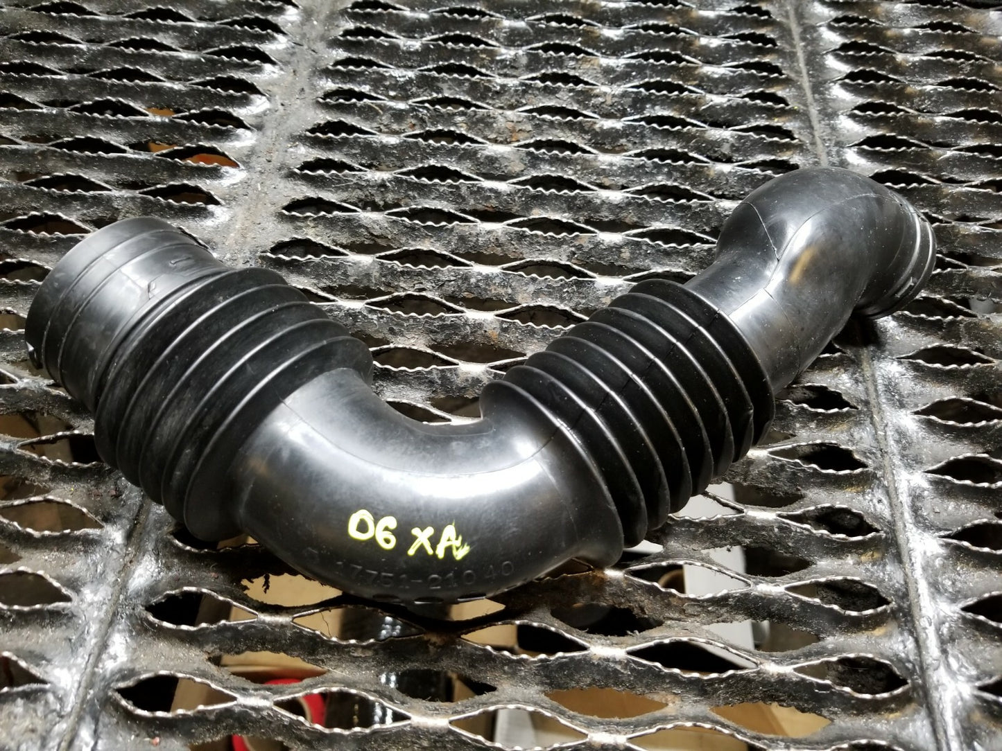 2004 2005 2006 Scion Xa Engine Air Cleaner Intake Inlet Hose Tube Pipe OEM