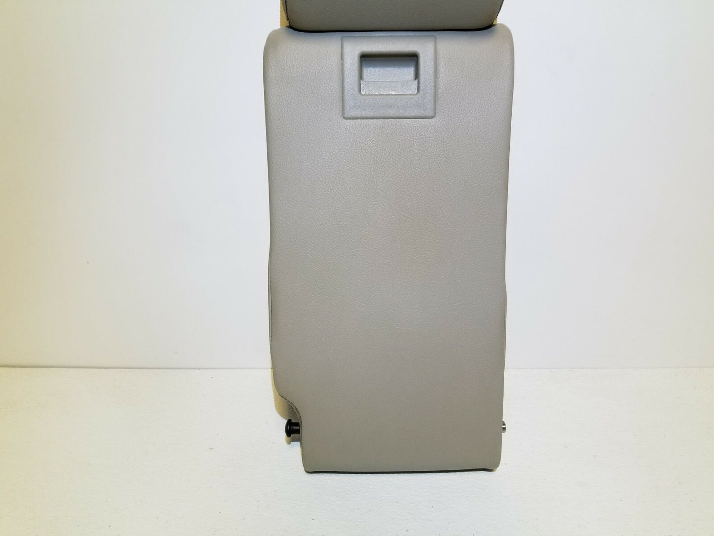 2013 Ford Edge Rear Center Seat Armrest Upper Cushion OEM