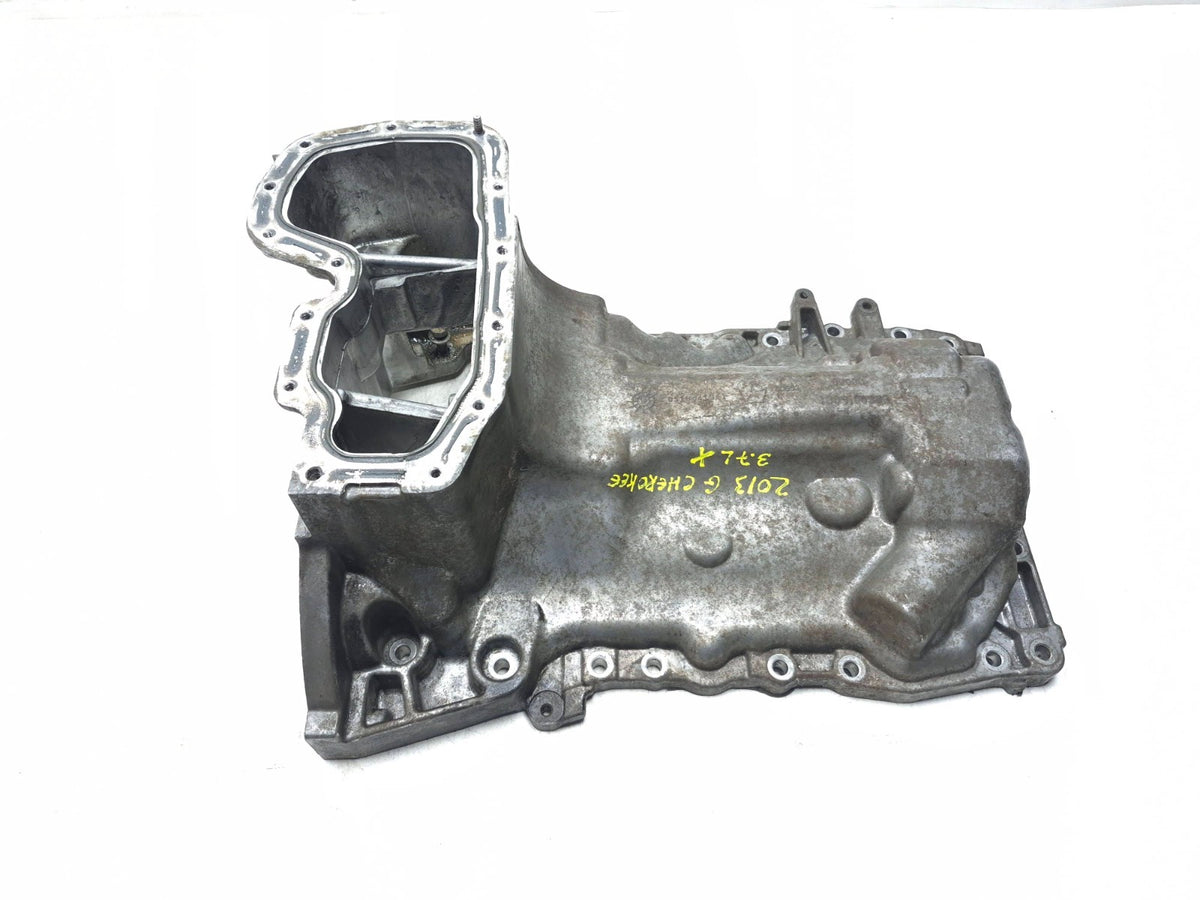 2011-2015 Jeep Grand Cherokee Dodge Durango 3.6l V6 Upper Engine Oil Pan OEM
