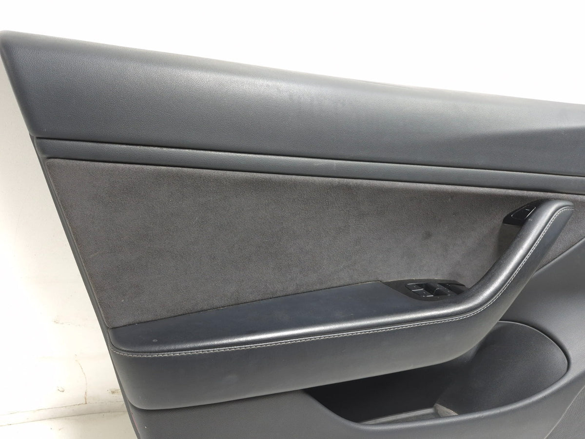 2018 Tesla Model 3 Front Door Trim Panel Left & Right 1090411-01-i OEM