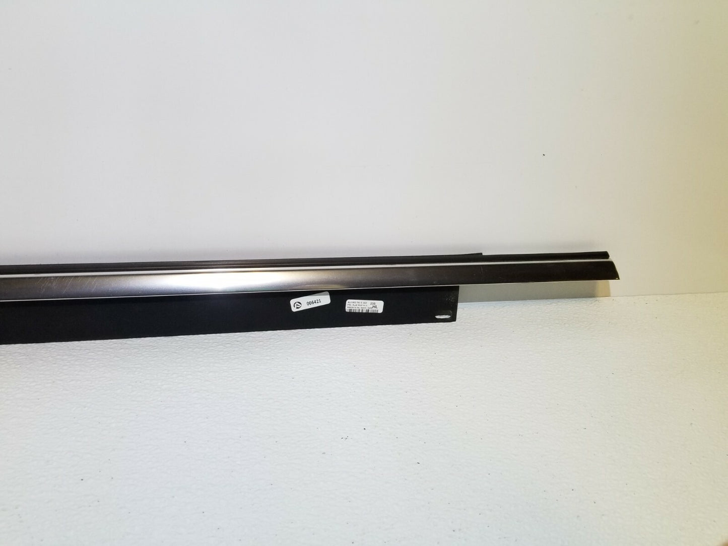 2015 Audi Q7 Rear Door Window Belt Molding Left Driver Side OEM