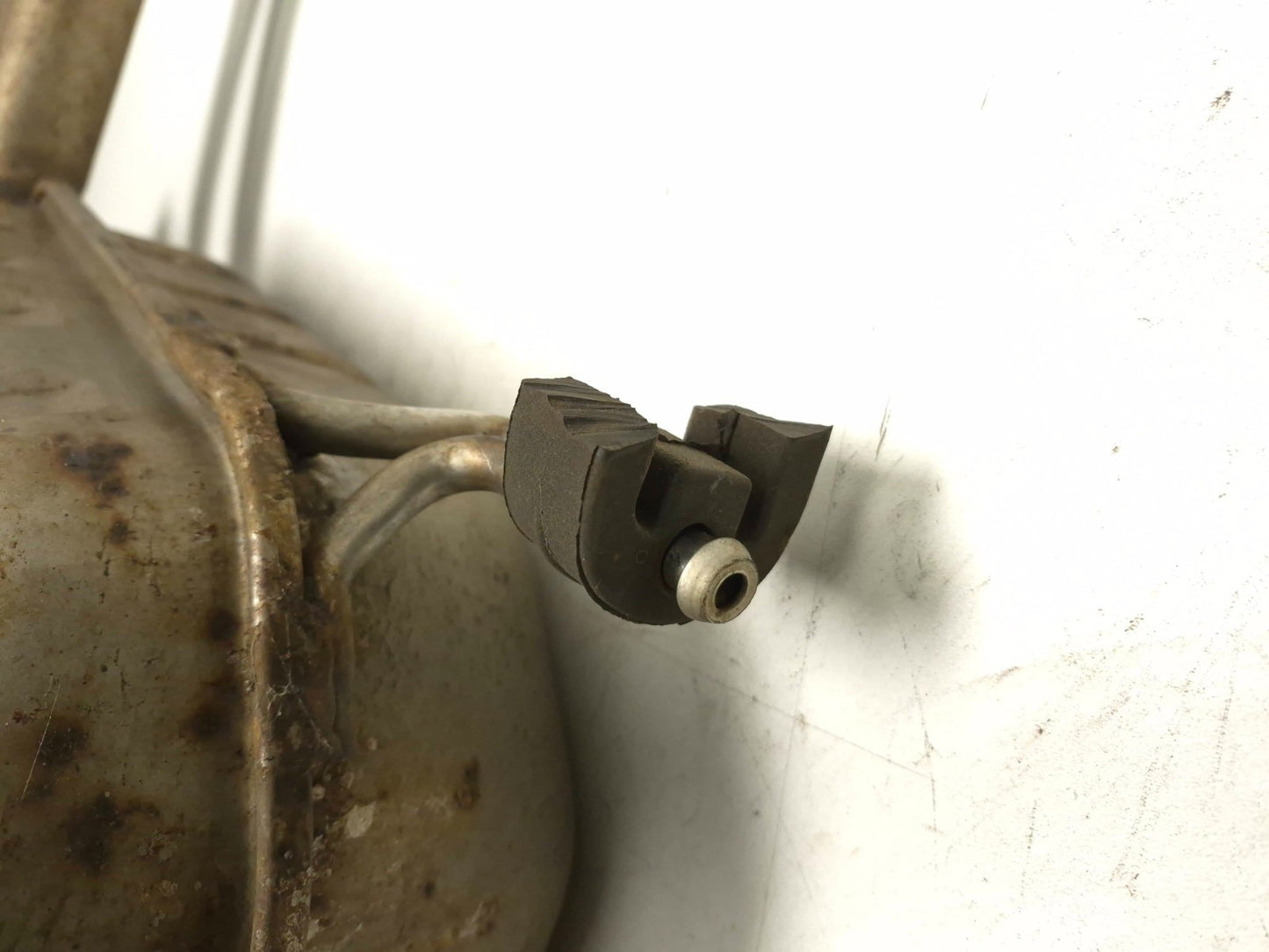 2011 Volkswagen Tiguan Rear Exhaust Muffler OEM