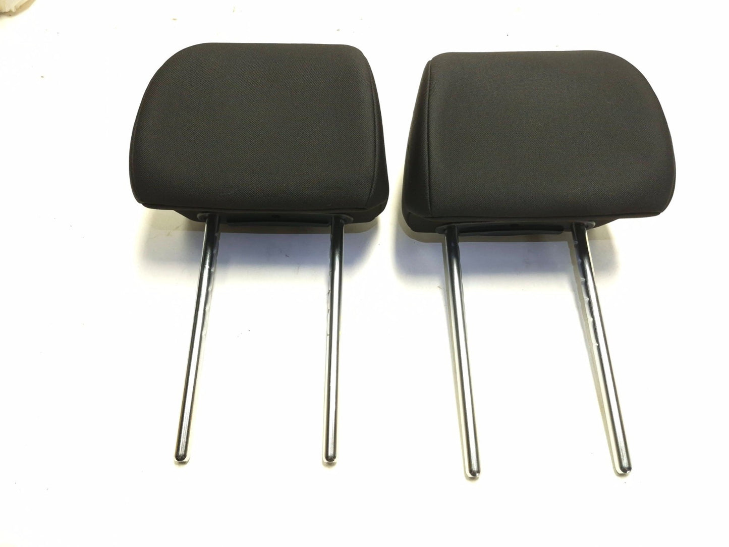 2019 Hyundai Kona Front Seat Headrest Left & Right Pair OEM