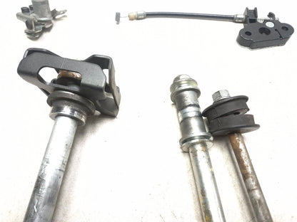 2014 Kawasaki Ninja 300 Ex300a Wheel Axle Pair & Bracket W /misc Bolt OEM