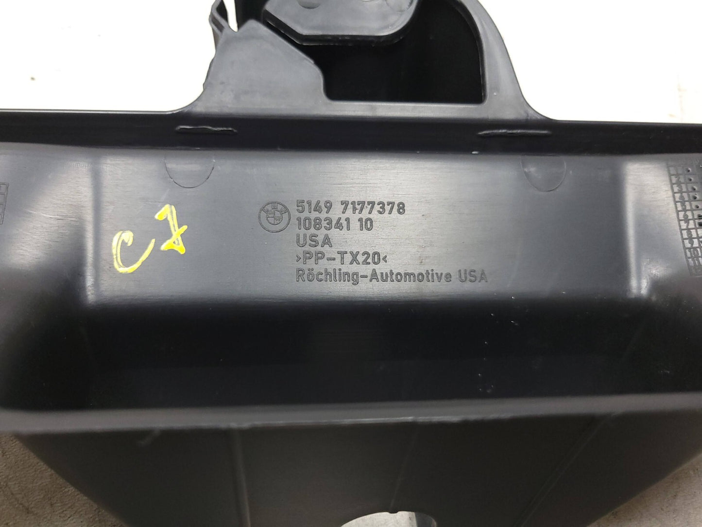 2007 - 2013 BMW X5 E70  Rear Trunk Lid Lock Latch Cover Trim Panel 7177378 OEM