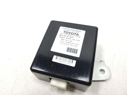 2005 - 2010 Scion Tc Door Control Receiver OEM