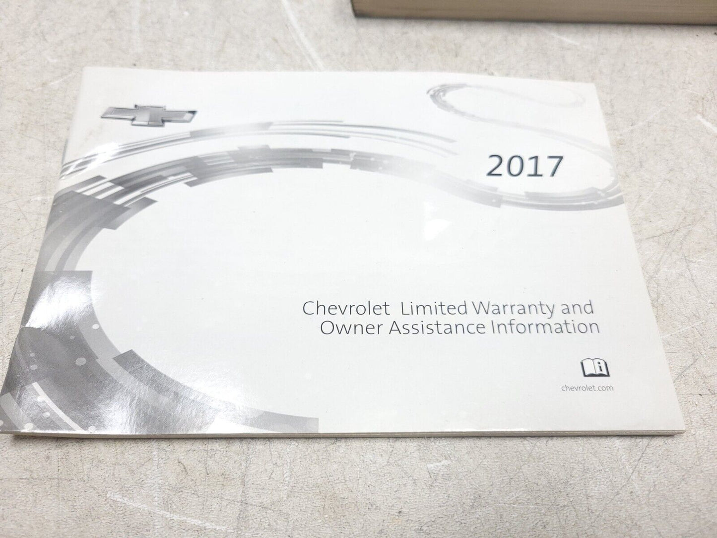 2017 Chevrolet Silverado 1500 Owner's Manual Book OEM