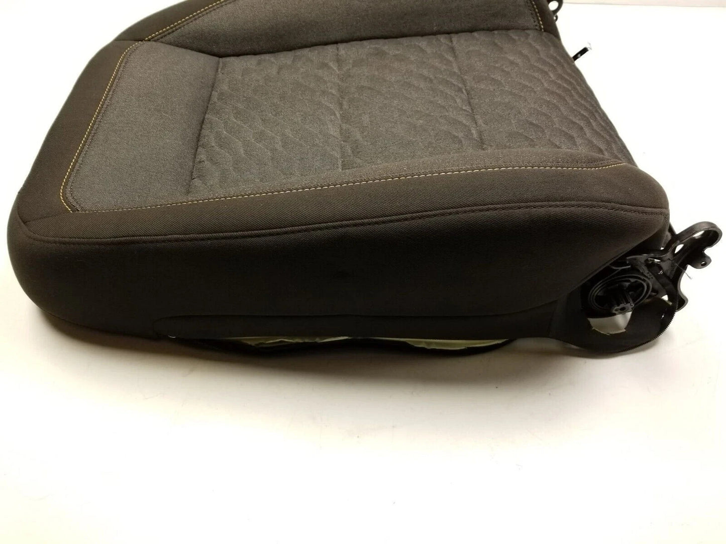 2019 Chhevrolet Equinox Front Passenger Seat Backrest Upper Cushion OEM
