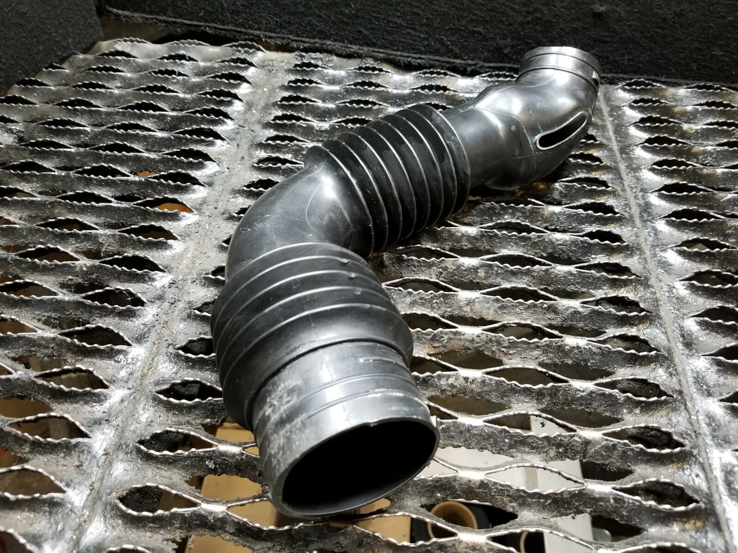 2004 2005 2006 Scion Xa Engine Air Cleaner Intake Inlet Hose Tube Pipe OEM