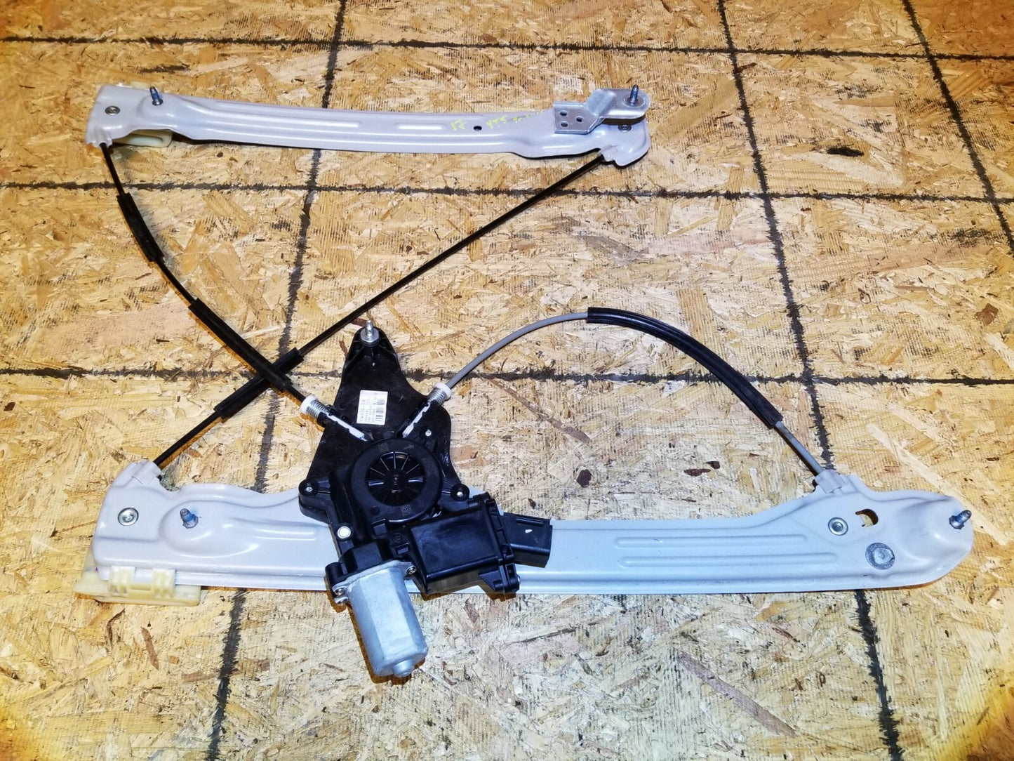 2017 Cadillac Xt5 Window Regulator Motor Front Passenger Side Right OEM