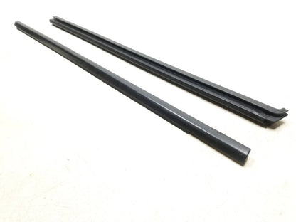 2022 Chevrolet Trailblazer Door Pillar Applique Molding & Belt Passenger Rh OEM