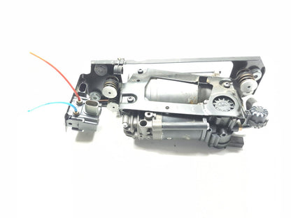 2011 BMW 750li Air Suspension Compressor Pump W/ Valve Block Assy OEM