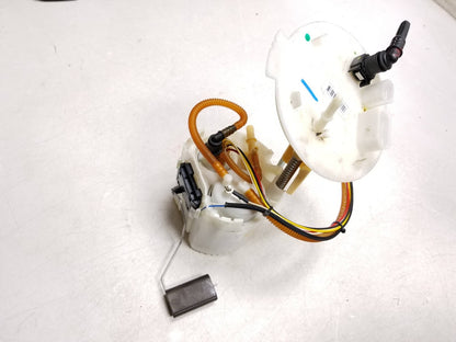 2017-2024 Jaguar Xe Fuel Gas Tank Pump Unit OEM T4n7832