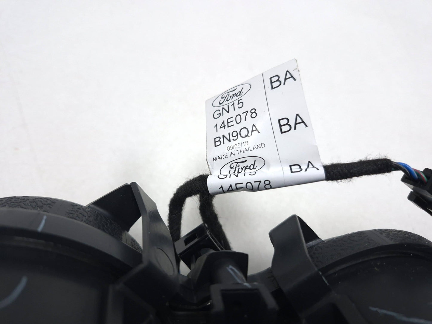 2019 Ford Ecosport Center Console Trim W/ Cup Holder OEM