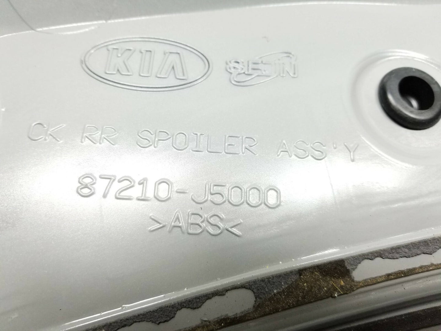 2022 Kia Stinger Rear Spoiler Wing OEM 312 Miles