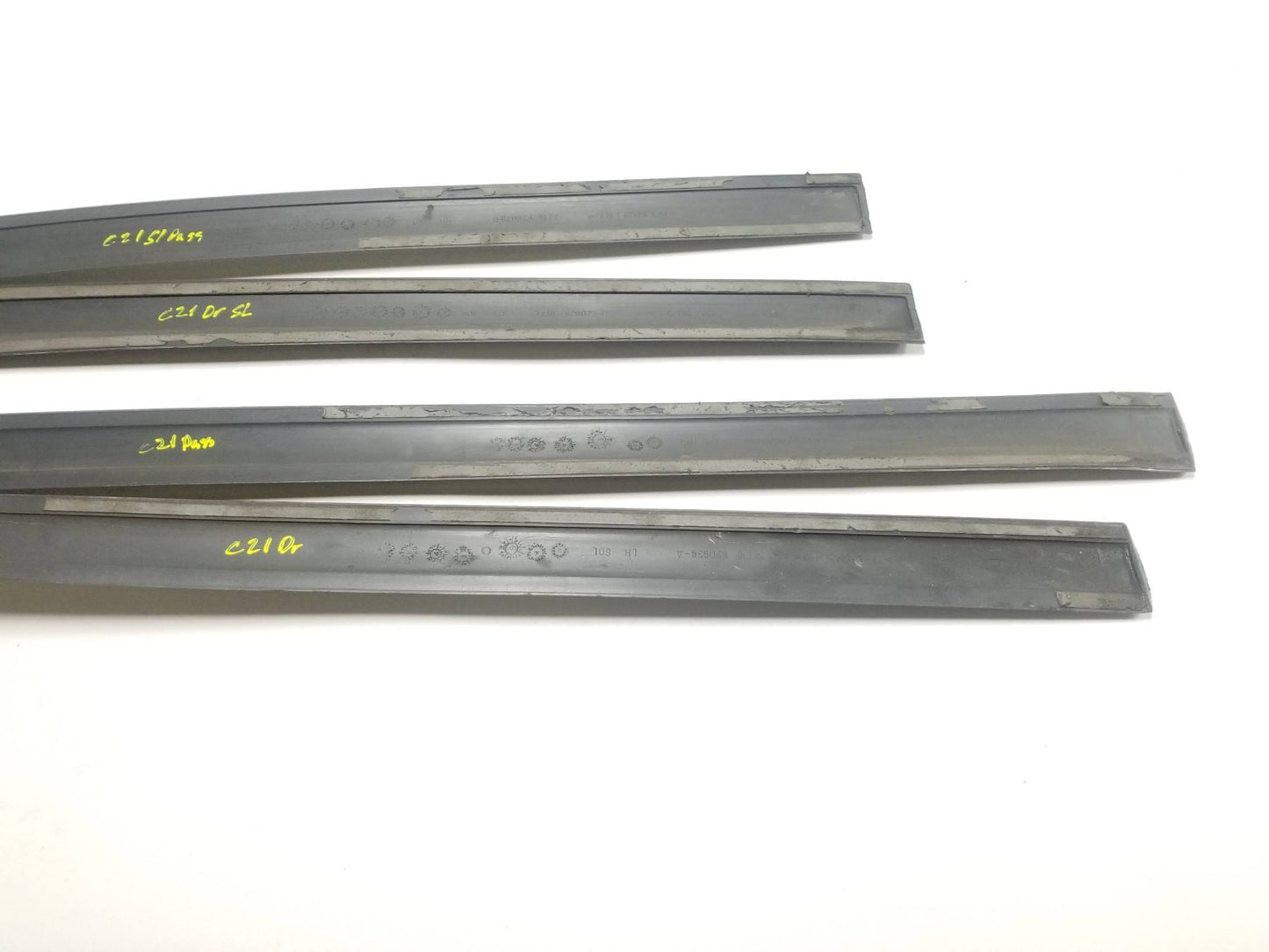 2010 - 2013 Ford Transit Connect Door Molding 4pcs OEM