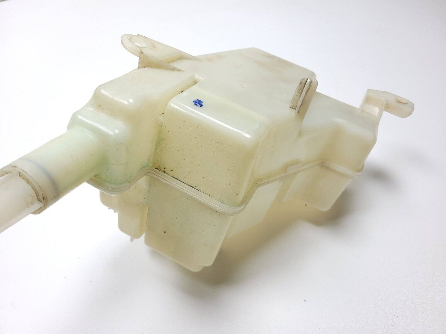04-08 Nissan Maxima Windshield Washer Fluid Reservoir OEM