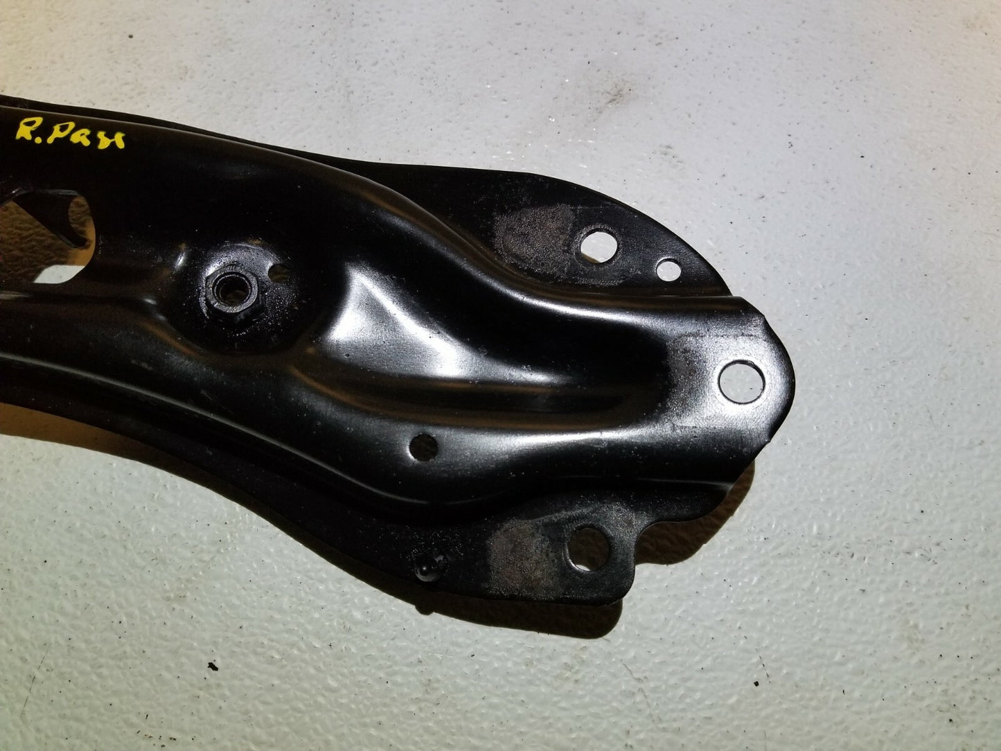 07 08 09 10 Chrysler Sebring Rear Right Passenger Control Arm OEM 63k