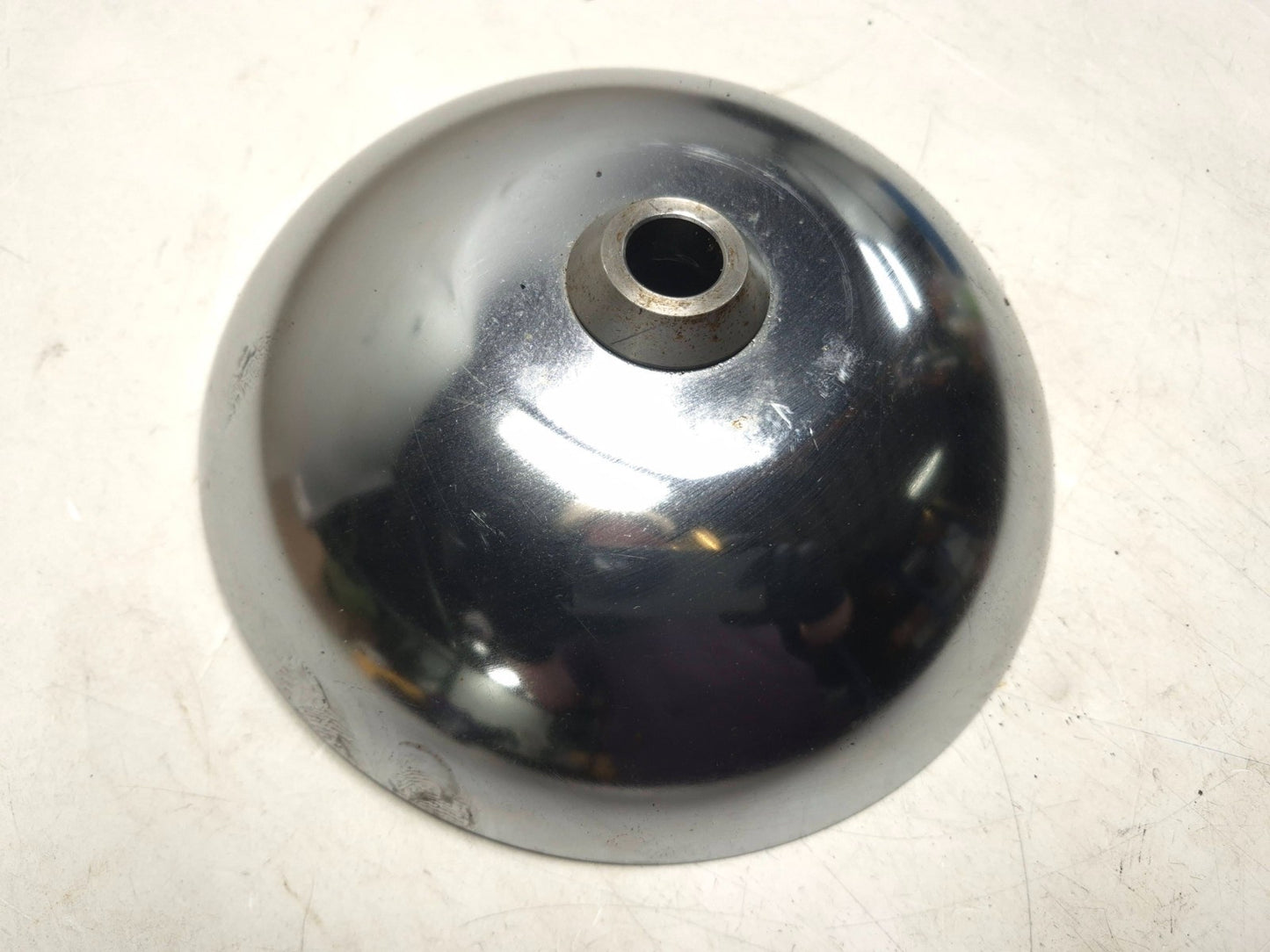 2004 Harley Softail Flstc Heritage Classic Front Wheel Hub Cover OEM