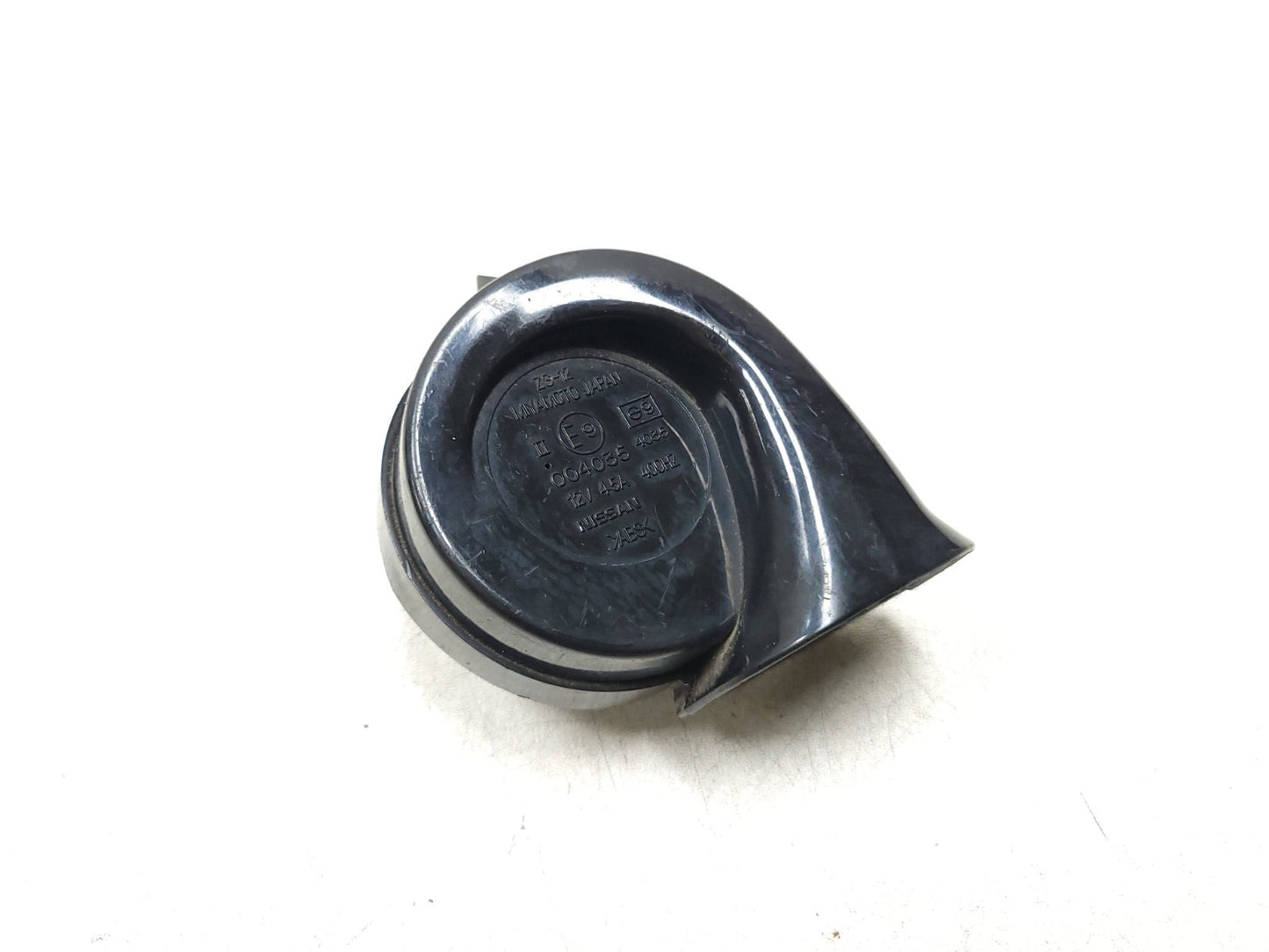 2007 - 2009 Nissan 350z Horn Signal OEM