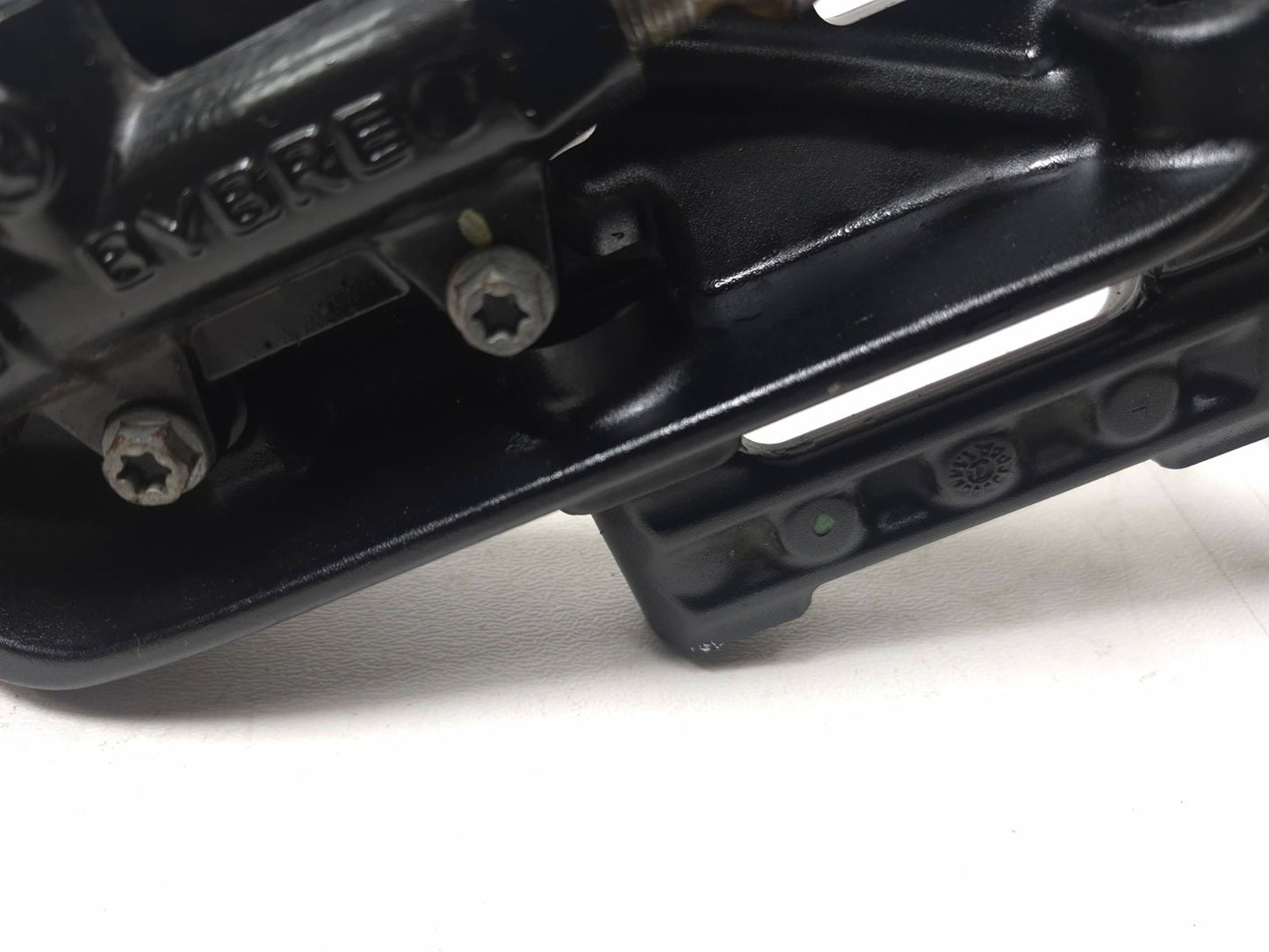 2018 Husqvarna Svartpilen 401 Right Footrest Mount W/ Brake Cylinder W/pedal OEM