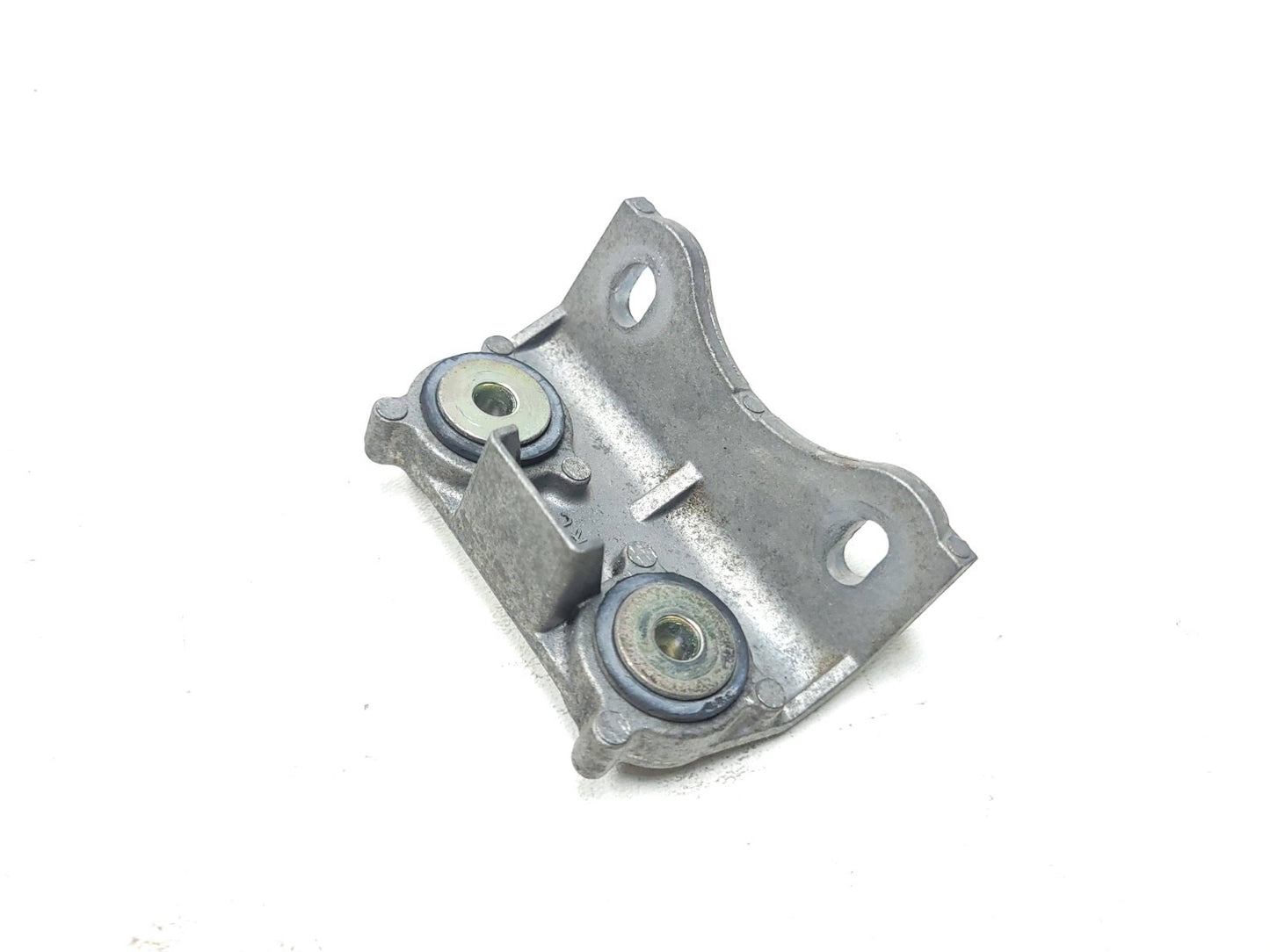 2014 - 2017 Yamaha Fz09 Fuel Tank Mount Stay Bracket OEM