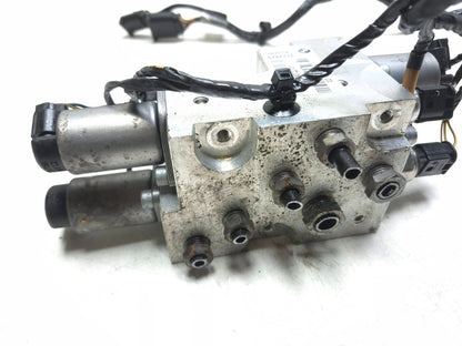2008 BMW X6 E71 Dynamic Drive Suspension Valve Block OEM