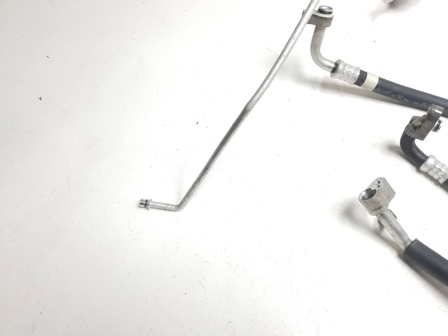 11-17 Lexus CT200h AC Hose Pipe Line Oem✅